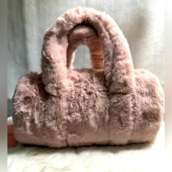 NEW Juicy Couture Pink Fuzzy Roll Crossbody Bag - Picture 3 of 7